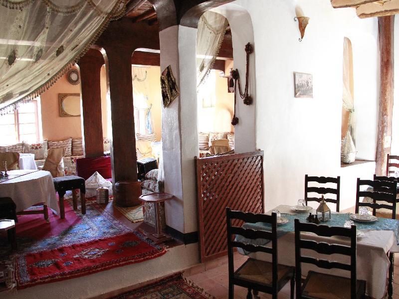 Kasbah El Hajja Panzió Ajt Benhaddu Kültér fotó