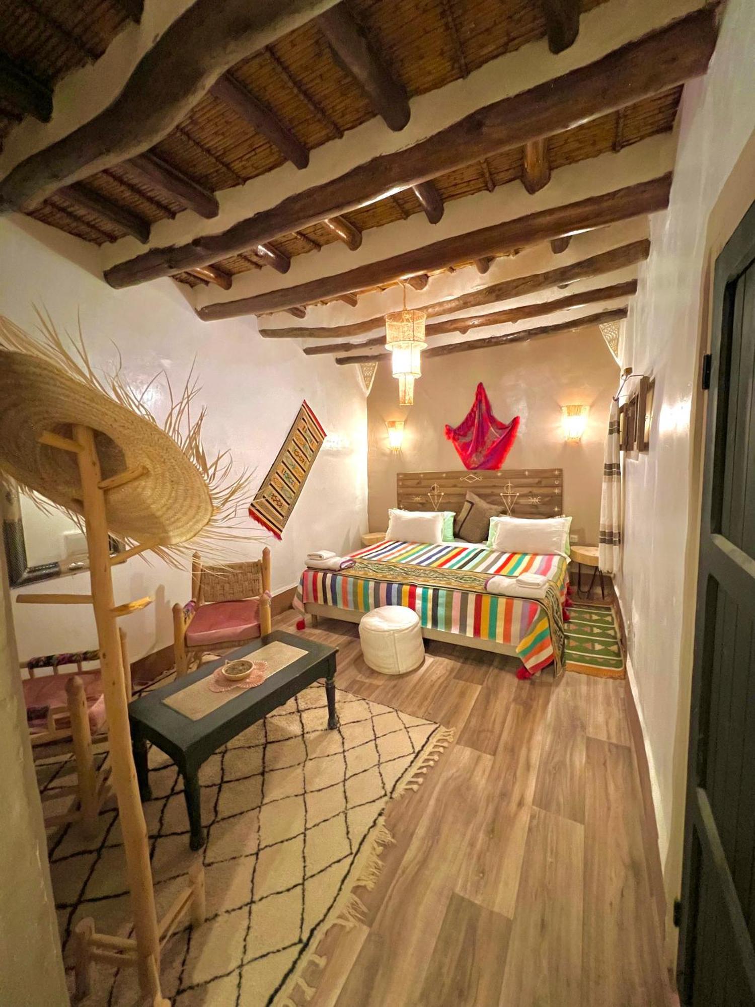 Kasbah El Hajja Panzió Ajt Benhaddu Kültér fotó