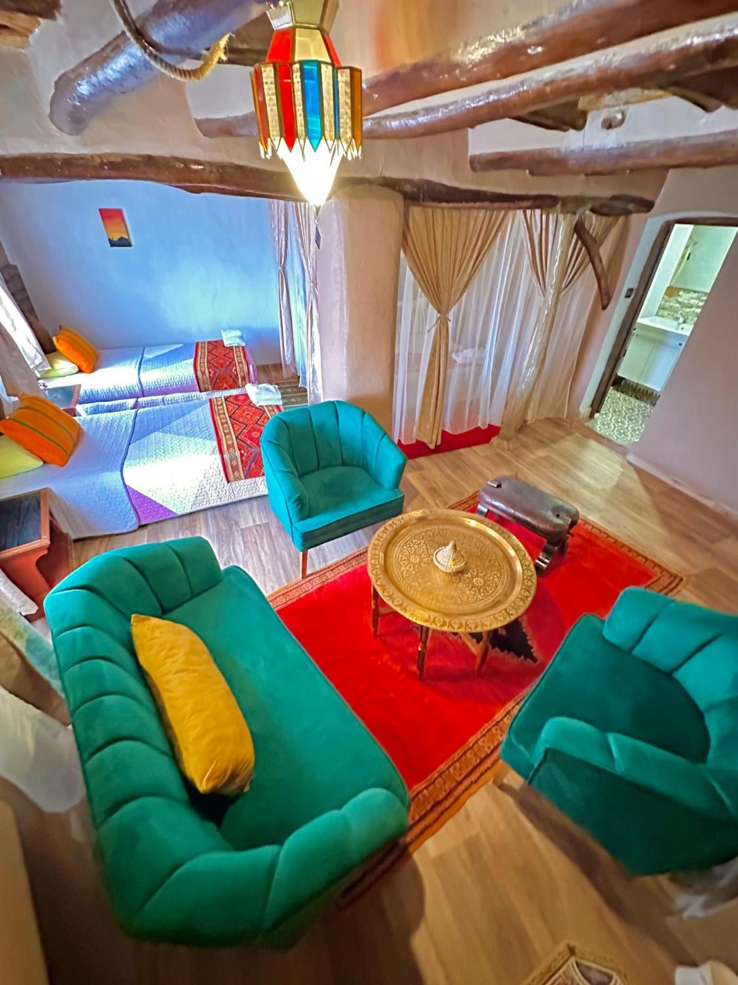 Kasbah El Hajja Panzió Ajt Benhaddu Kültér fotó