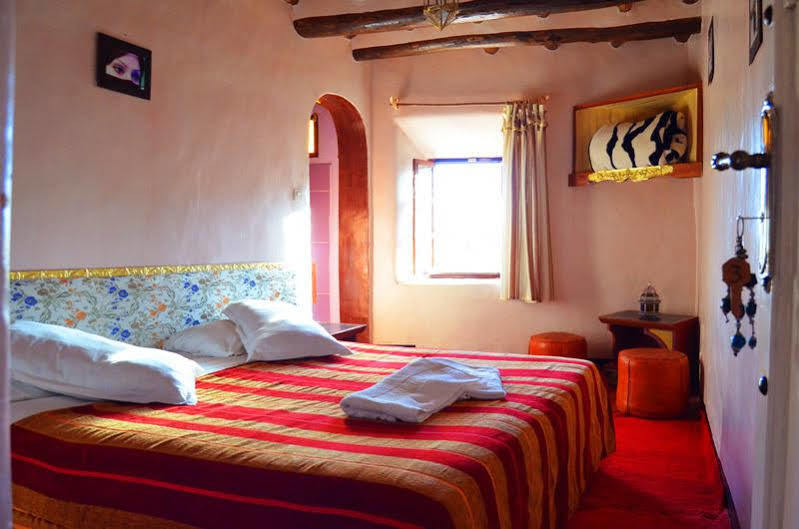 Kasbah El Hajja Panzió Ajt Benhaddu Kültér fotó