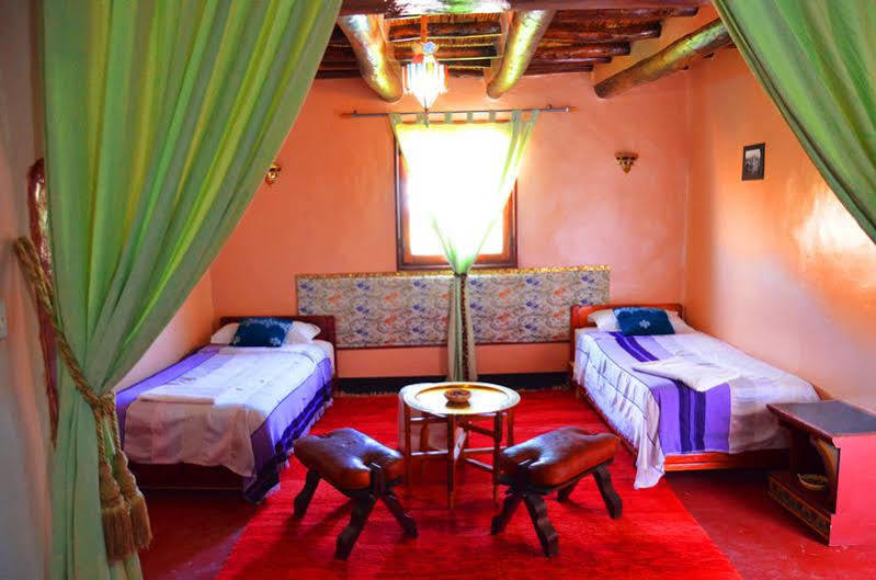 Kasbah El Hajja Panzió Ajt Benhaddu Kültér fotó