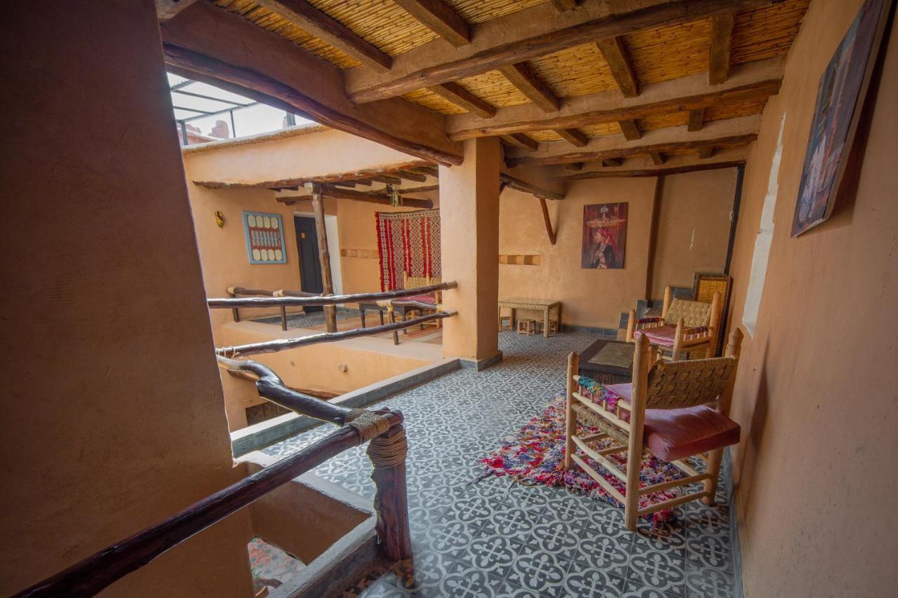 Kasbah El Hajja Panzió Ajt Benhaddu Kültér fotó